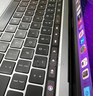 New Laptop Apple MacBook Pro 2019 8GB Intel Core I5 SSD 256GB