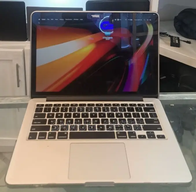 New Laptop Apple MacBook Pro 2013 8GB Intel Core I5 SSD 256GB