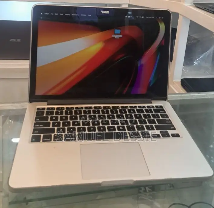 New Laptop Apple MacBook Pro 2013 8GB Intel Core I5 SSD 256GB