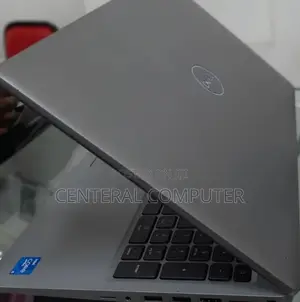 Photo - New Laptop Dell Inspiron 15 3555 16GB Intel Core I7 SSD 512GB