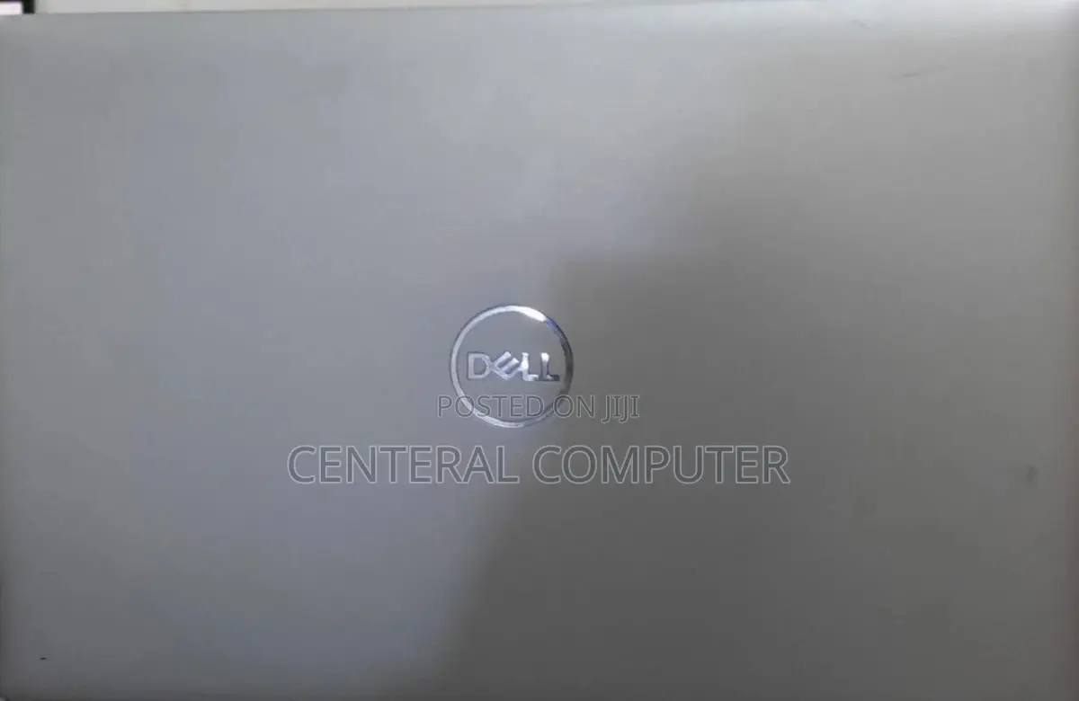 New Laptop Dell Inspiron 15 3555 16GB Intel Core I7 SSD 512GB