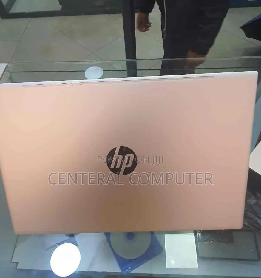 New Laptop HP Envy X360 15-Cp0013nr 16GB Intel Core I7 SSD 72GB