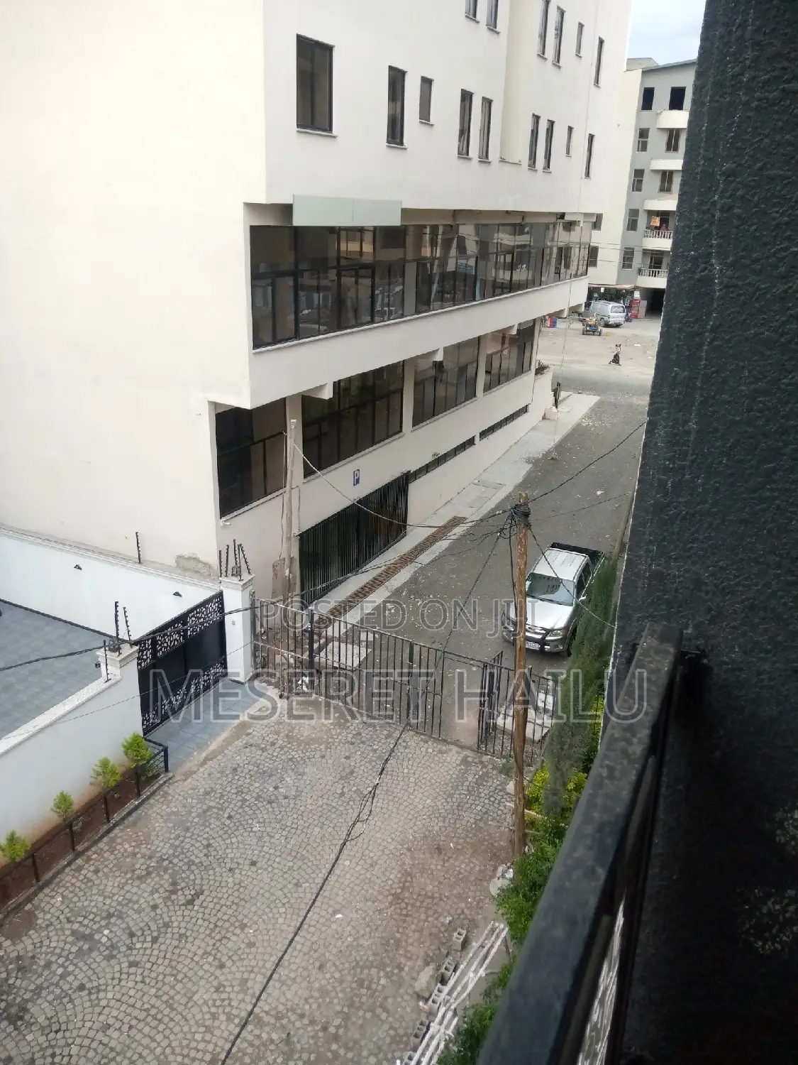 2bdrm Apartment in Haila Garumnt, Nifas Silk-Lafto for sale