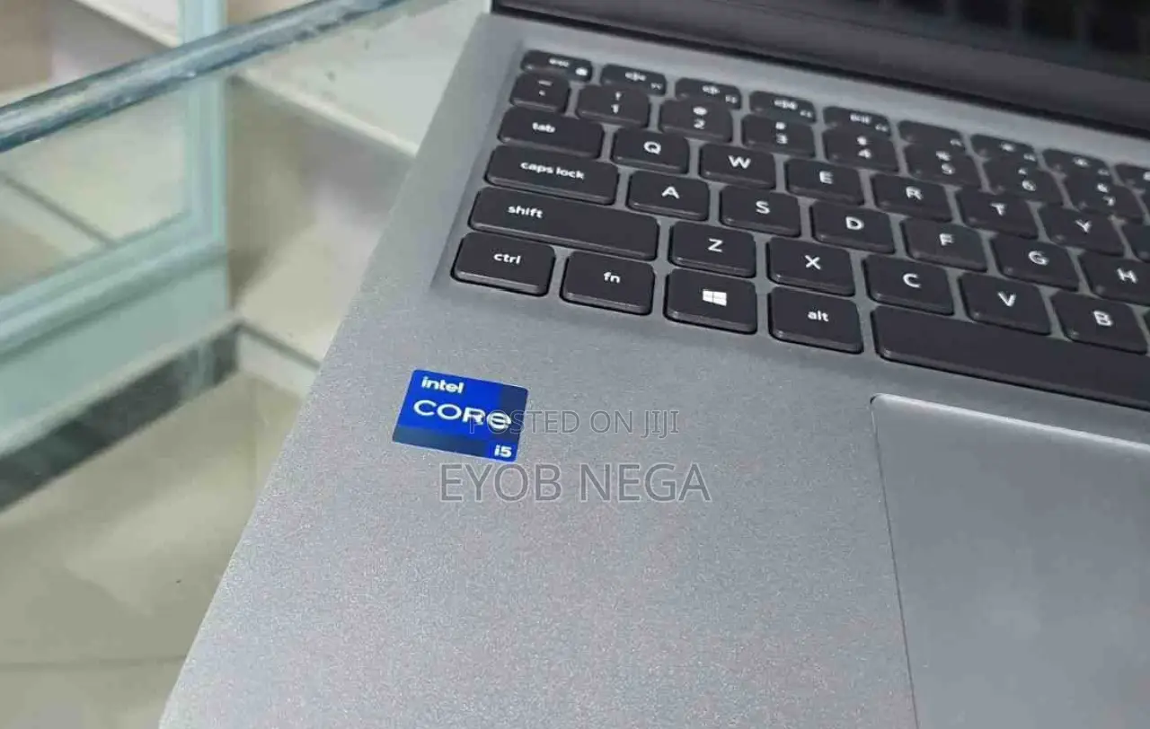 New Laptop Dell Inspiron 15 16GB Intel Core I5 SSD 512GB