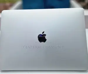 New Laptop Apple MacBook Pro 2019 8GB Intel Core I5 SSD 256GB