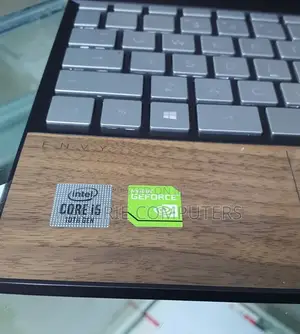 New Laptop HP Envy 15 8GB Intel Core I5 SSD 512GB