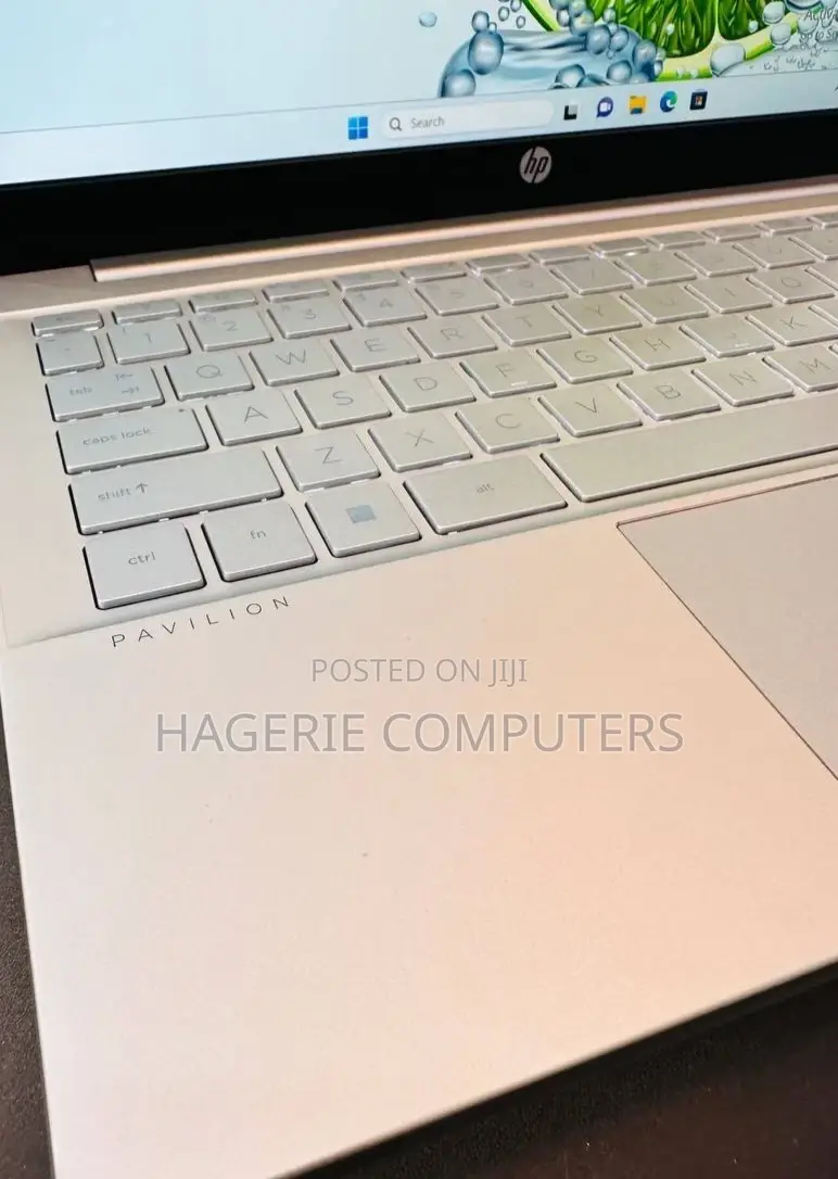 New Laptop HP Pavilion 15z 16GB Intel Core I7 SSD 512GB