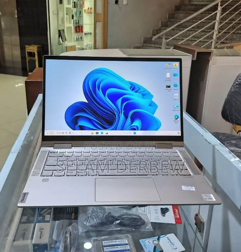 New Laptop Lenovo Yoga C740 8GB Intel Core I5 SSD 512GB