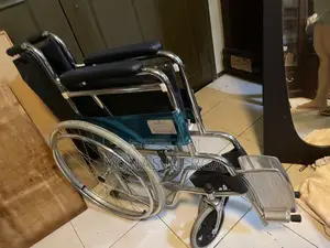 ኦርጅናል Wheelchair/ለቤት/ለደጅ መጠቀሚያ Wheelchair/Medical Wheelchair