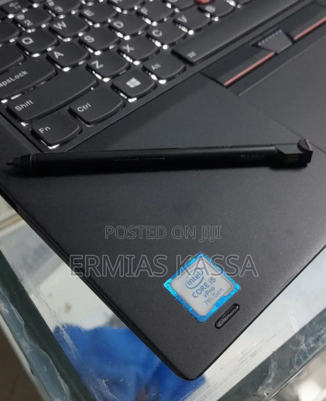 New Laptop Lenovo ThinkPad Yoga 370 8GB Intel Core I5 SSD 512GB