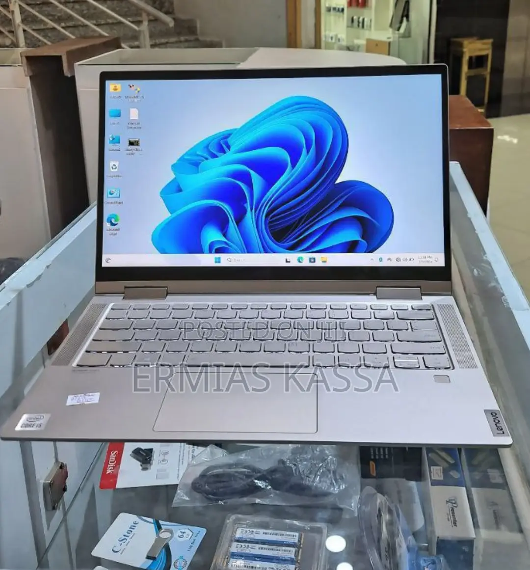 New Laptop Lenovo Yoga C740 8GB Intel Core I5 SSD 512GB