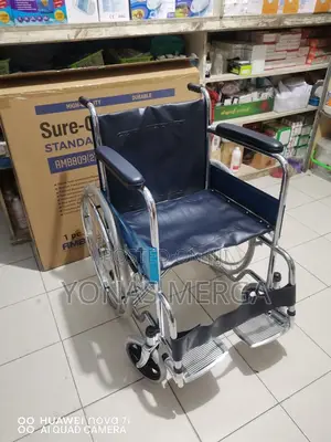 Photo - የህሙማን_መርጃ Portable Folding Wheelchair Wheelchair Lightweight