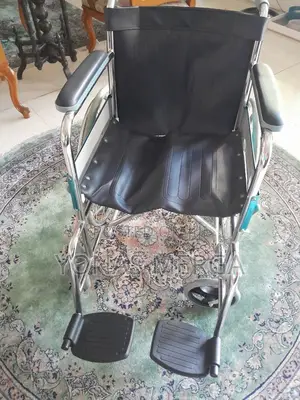 Wheelchair/ስብስብ ብሎ መኪና ዉስጥ ይገባል Wheelchair/Wheelchair