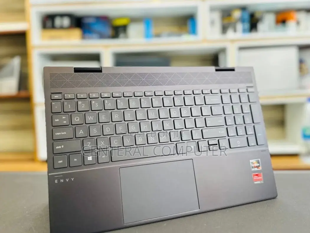 New Laptop HP 15 16GB Intel Core I7 SSD 512GB