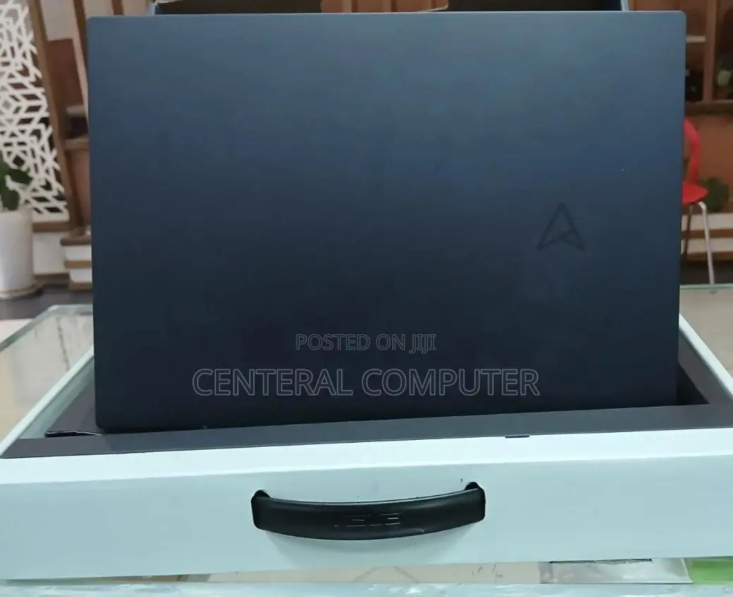 New Laptop Asus Zenbook Flip 13 UX363 16GB AMD Ryzen 7 SSD 1T