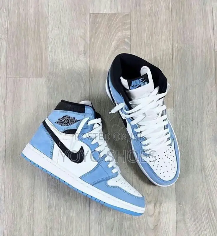 Nike Air Jordan 1 Unviresty Blue