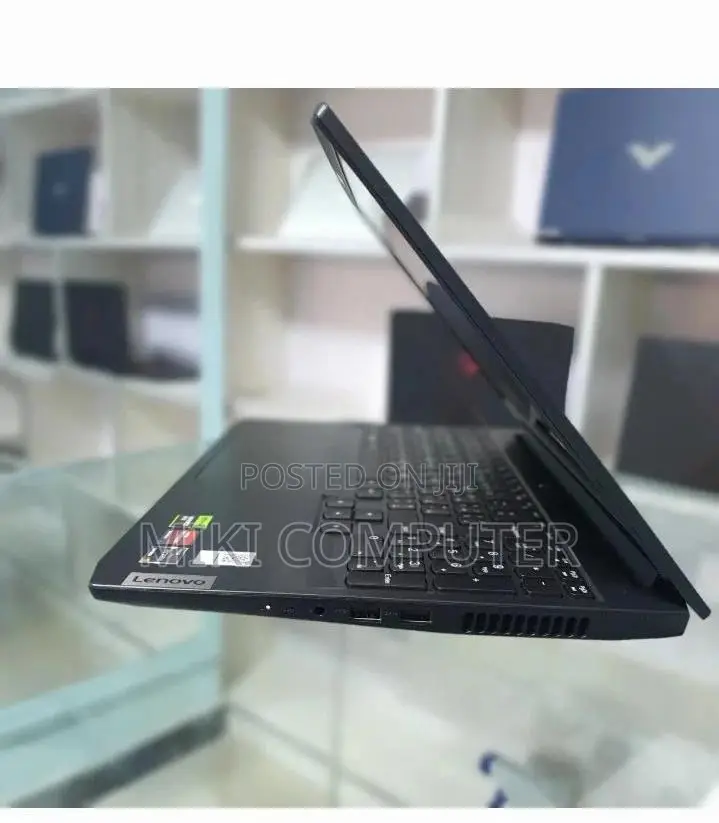 New Laptop Lenovo Ideapad 3 8GB AMD Ryzen 5 SSD 512GB