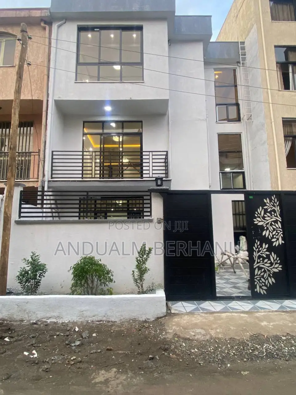 3bdrm Villa in Bole for sale