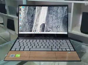 New Laptop HP Envy X2 8GB Intel Core I5 SSD 512GB