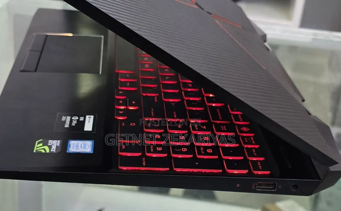 New Laptop HP Omen X 8GB Intel Core I5 HDD+SSD 128GB