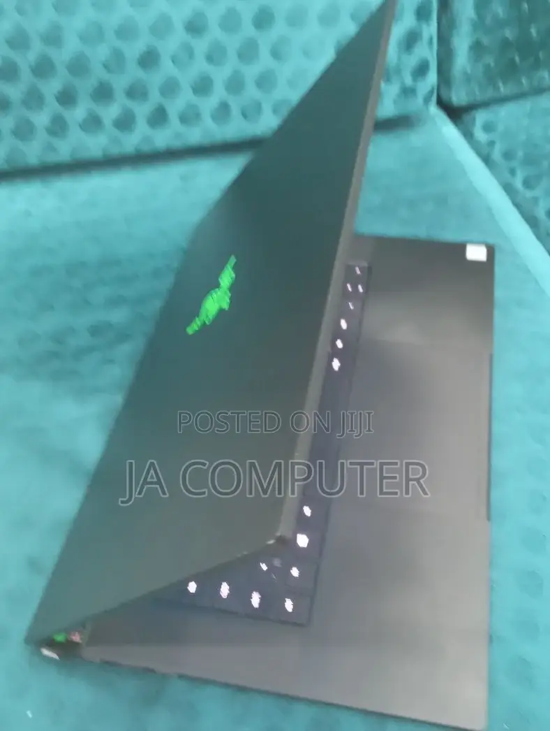 New Laptop Razer Blade 16GB Intel Core I7 SSD 1T