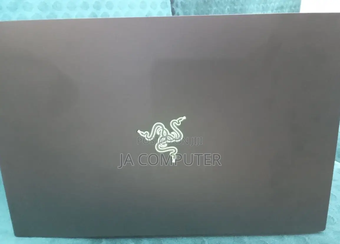 New Laptop Razer Blade 16GB Intel Core I7 SSD 1T
