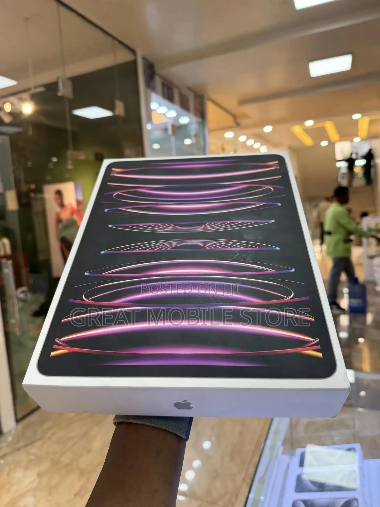 New Apple iPad Pro 12.9 (2022) 256 GB Gray