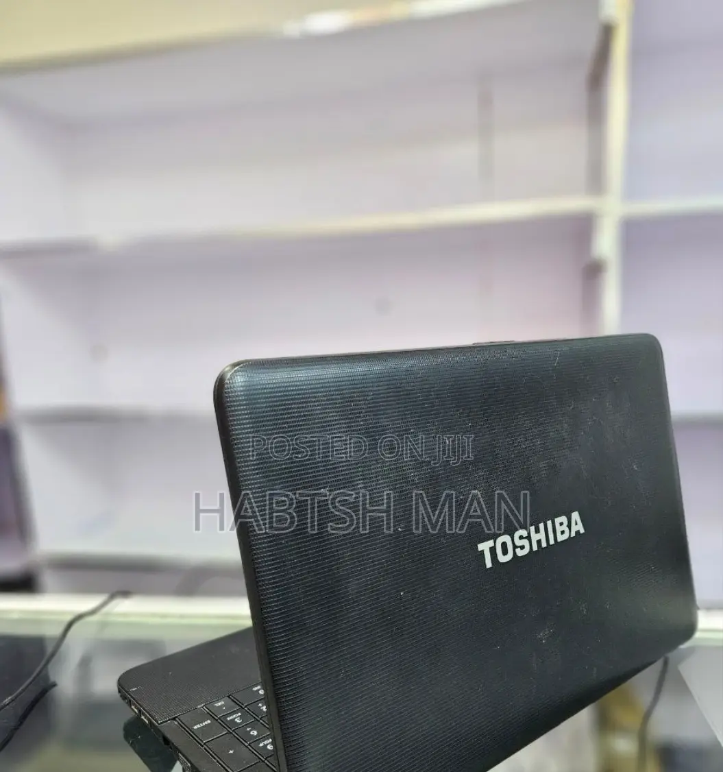 Laptop Toshiba Satellite C55 4GB AMD HDD 500GB