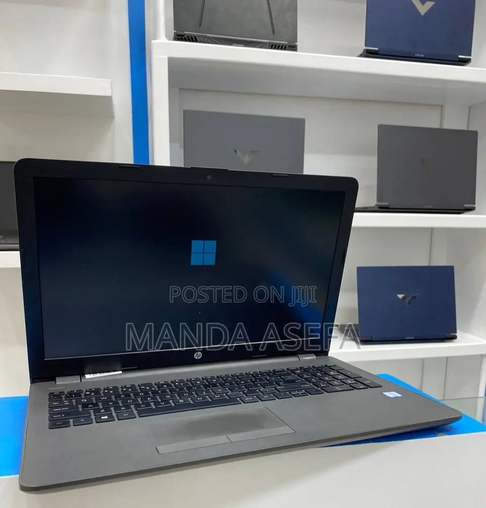 New Laptop HP Stream Notebook 8GB Intel Core I7 HDD 1T