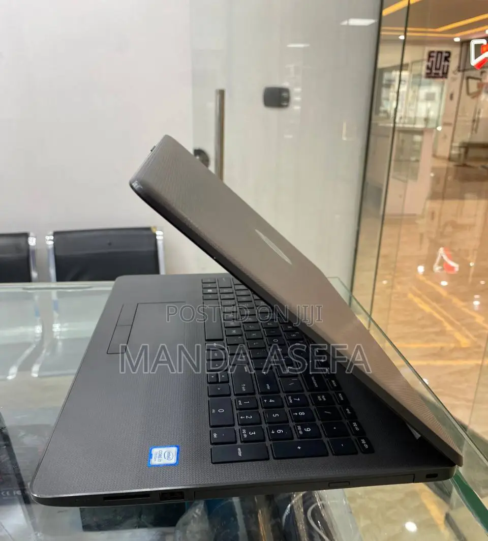 New Laptop HP Stream Notebook 8GB Intel Core I7 HDD 1T