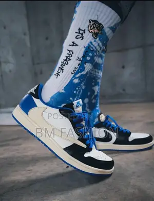 Air Jordan 1 Low Travis Scott Phantom