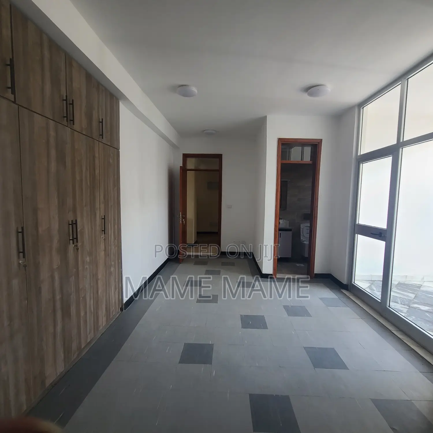 5bdrm Duplex in Addis Abeba, Bole for rent