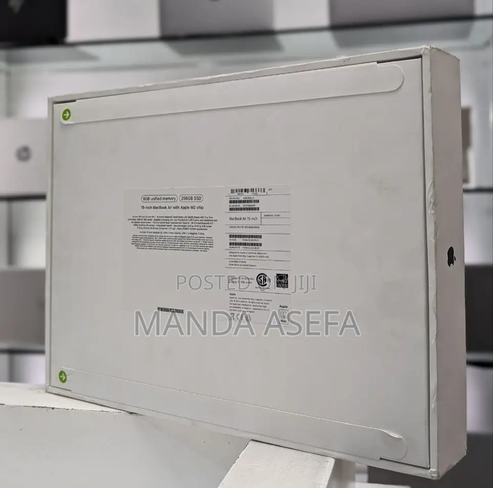 New Laptop Apple MacBook Air 2022 M2 8GB Apple M2 SSD 256GB
