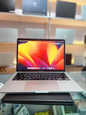 New Laptop Apple MacBook Pro M1 8GB Apple M1 Pro SSD 256GB