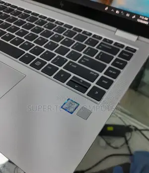 New Laptop HP EliteBook X GB Intel Core I7 SSD 512GB