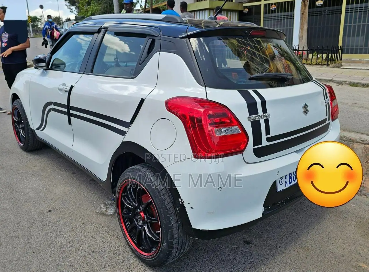 Suzuki Swift 2021 White
