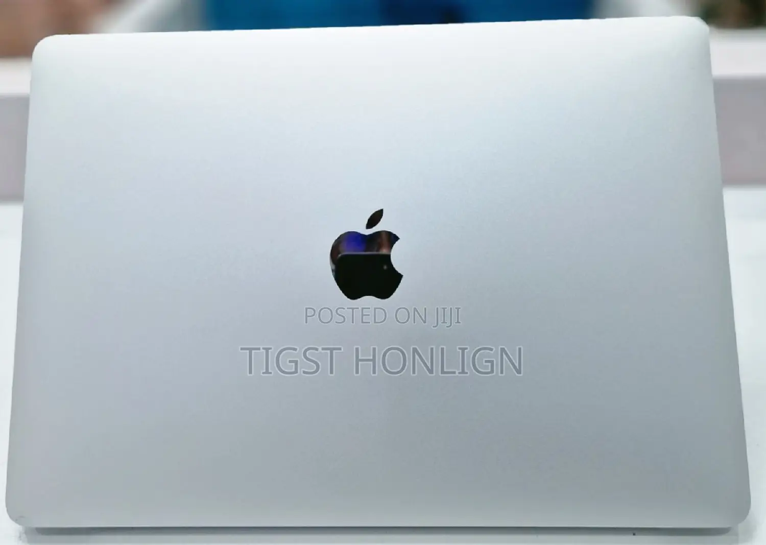 New Laptop Apple MacBook Pro 2019 8GB Intel Core I5 SSD 256GB