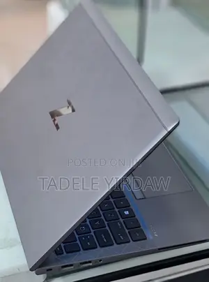 New Laptop HP ZBook 15 16GB Intel Core I5 SSD 512GB