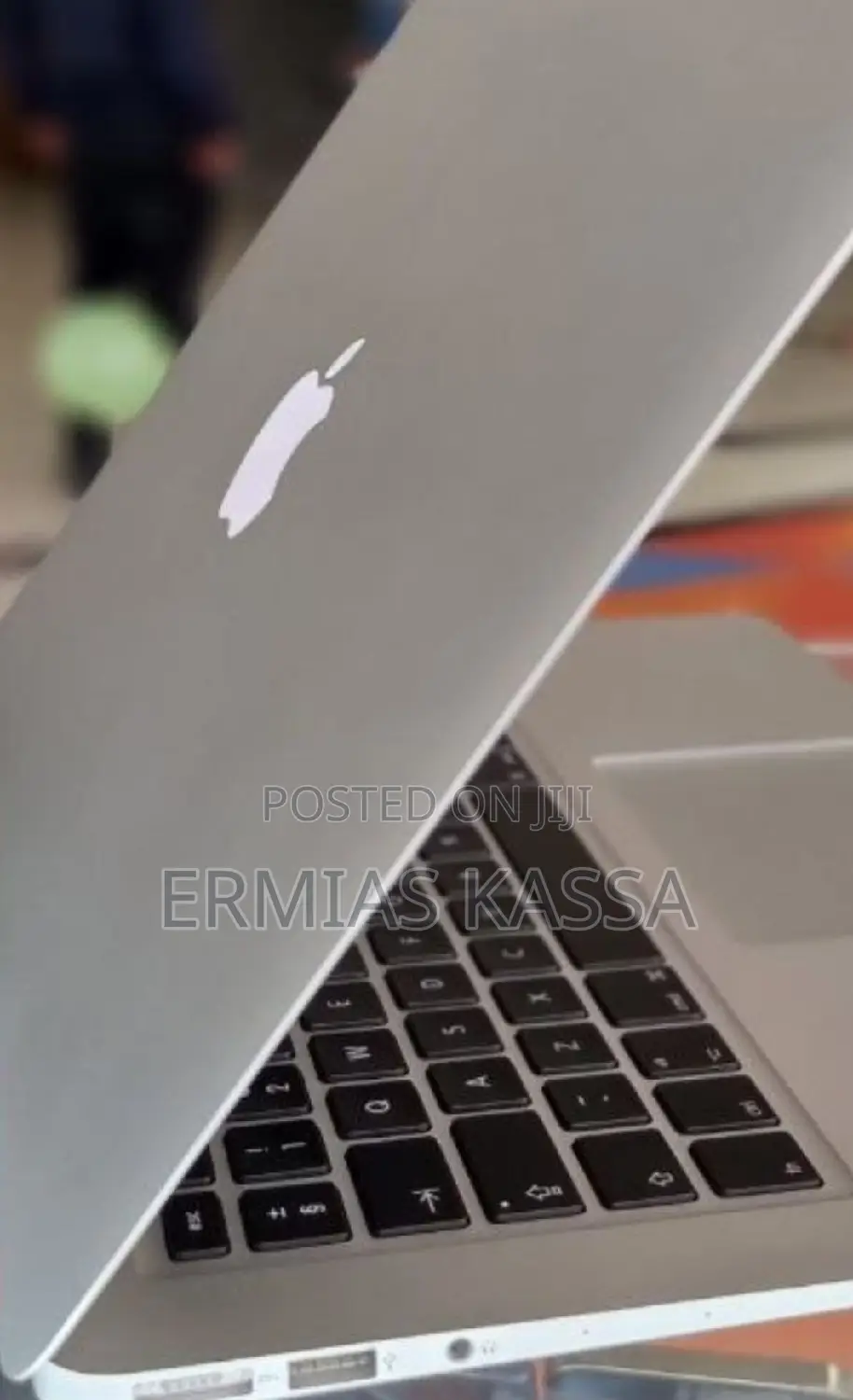 New Laptop Apple MacBook Air 2013 4GB Intel Core I7 SSD 256GB