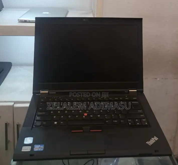 New Laptop Lenovo ThinkPad Yoga 4GB Intel Core I5 HDD 500GB