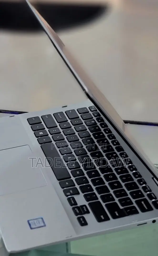 New Laptop Dell Latitude 5310 8GB Intel Core I5 SSD 256GB