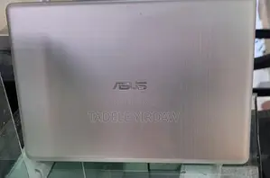 New Laptop Asus VivoBook 15 X505BA 8GB Intel Core I7 HDD 1T