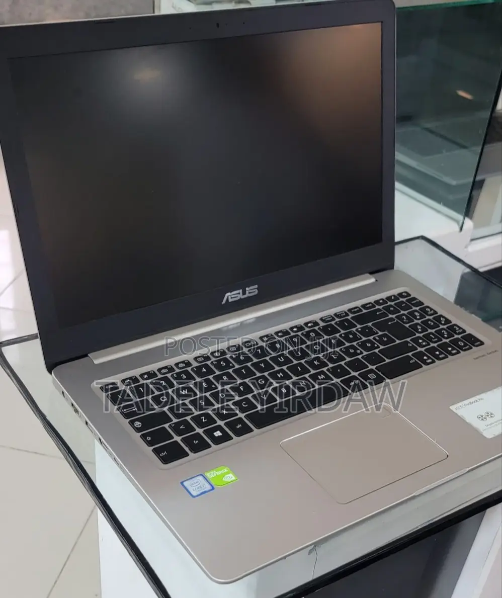 New Laptop Asus VivoBook 15 X505BA 8GB Intel Core I7 HDD 1T