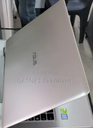 Photo - New Laptop Asus VivoBook 15 X505BA 8GB Intel Core I7 HDD 1T