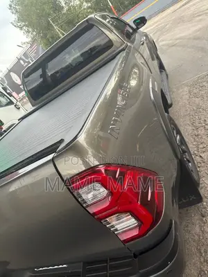 New Toyota Hilux 2021 Gray