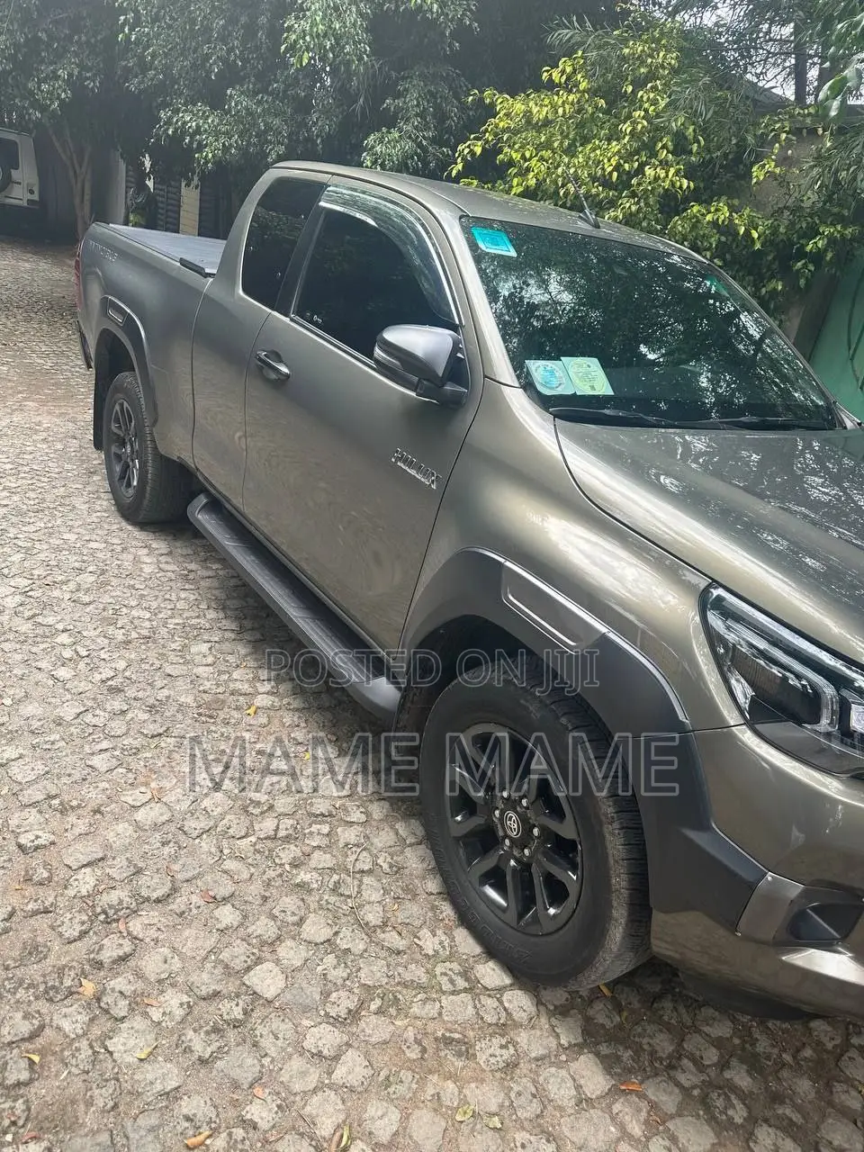 New Toyota Hilux 2021 Gray
