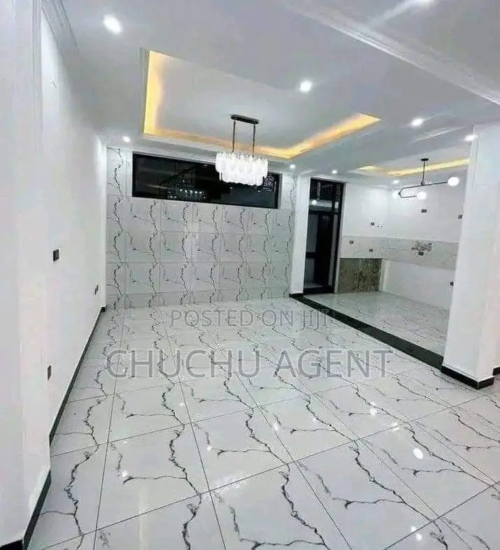 6bdrm Townhouse/Terrace in Bole for sale