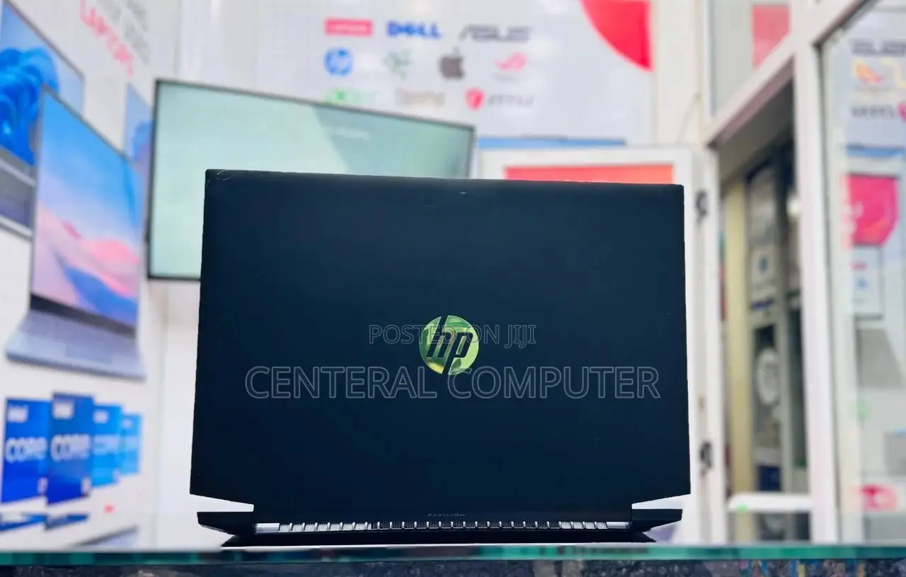 New Laptop HP 15-Dw3031 16GB Intel Core I7 SSD 1T