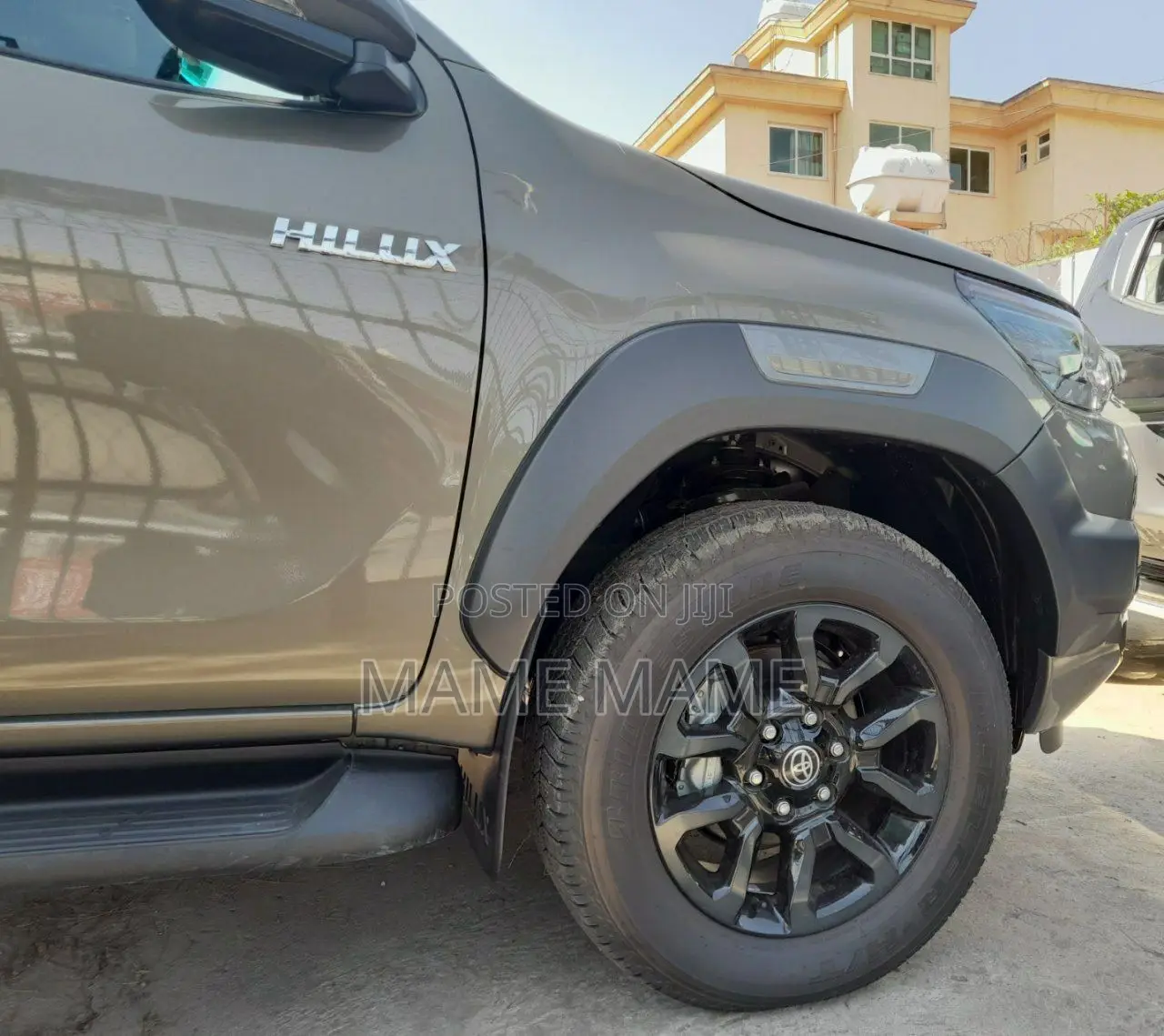 New Toyota Hilux 2023 Gray