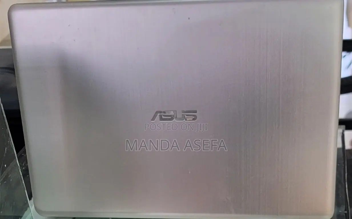 New Laptop Asus VivoBook 15 X505BA 8GB Intel Core I7 HDD 1T